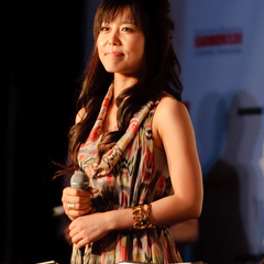 Kanbaru Suruga (Sawashiro Miyuki)